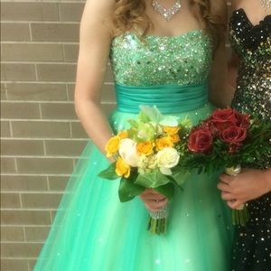 Prom dress